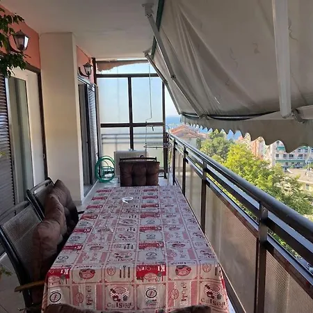 Bev - And Sea Views Penthouse Апартаменты